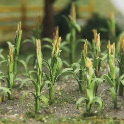 Bachmann Corn Stalks - 1" Tall (30 Per Pack)