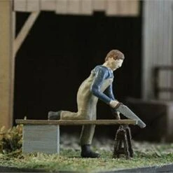 O Scale People, Workshop "In Action" Sawing, Finished Set